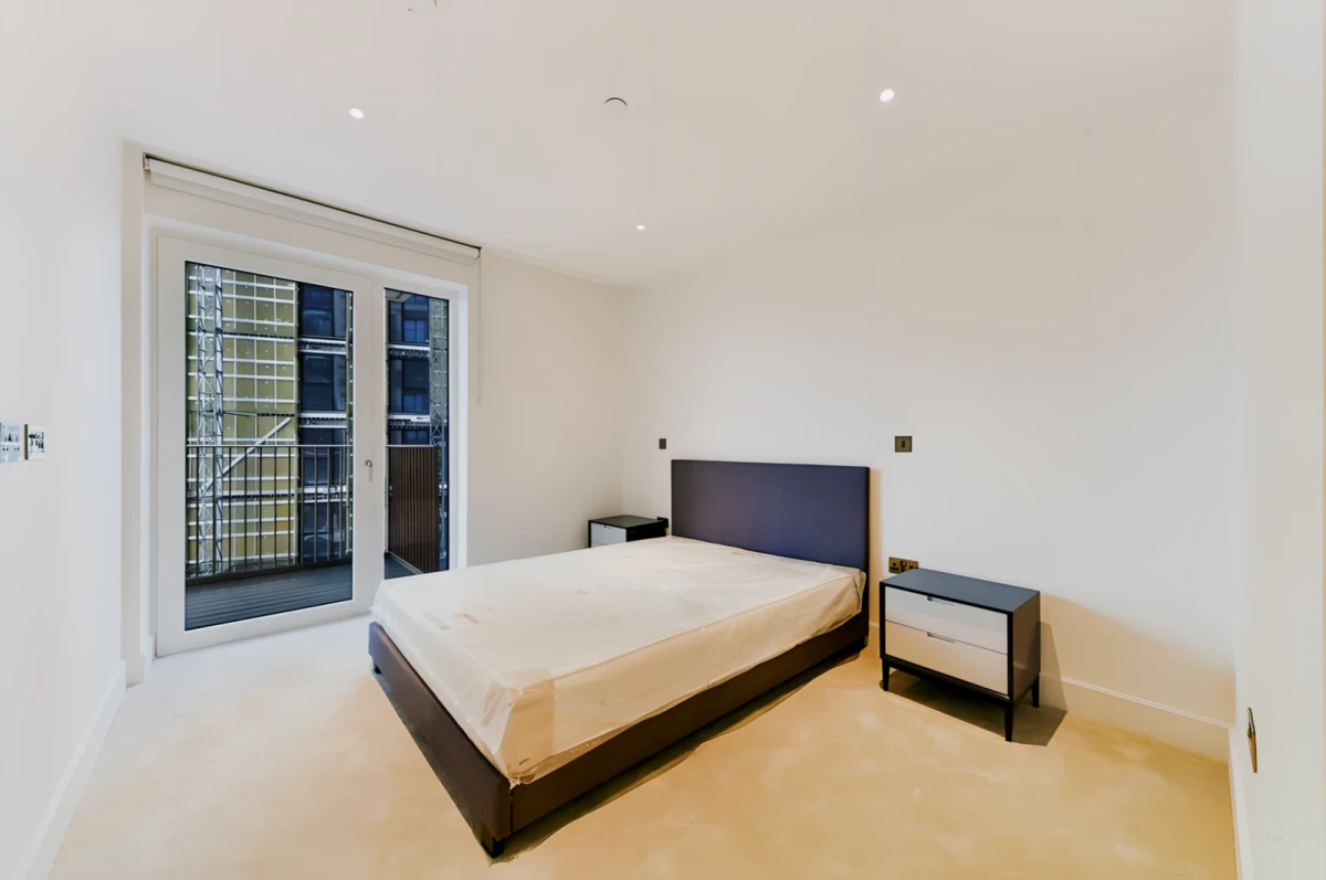 GS-White City Living 0