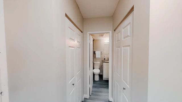 324 Cambridge 1
