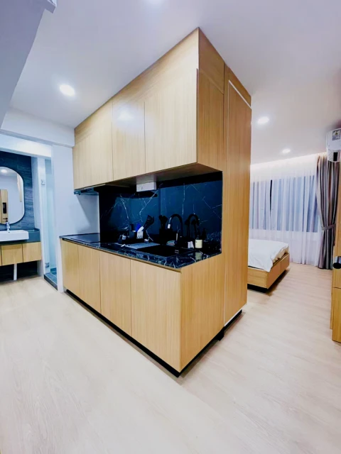 Chinatown Apartment Co-Living - Tok - Singapore student accommodation - Single Room (with Shower Room and Kitchen)