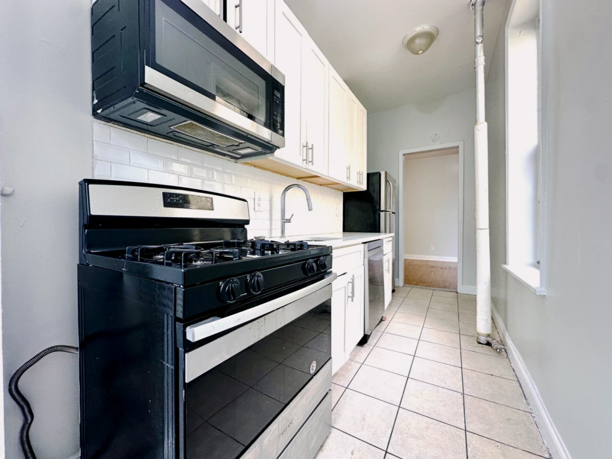 213 Bennett Avenue - chỗ ở sinh viên tại New York - 1 Beds 1 Baths