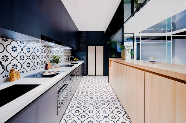 baseLITE - TONGFENG 4