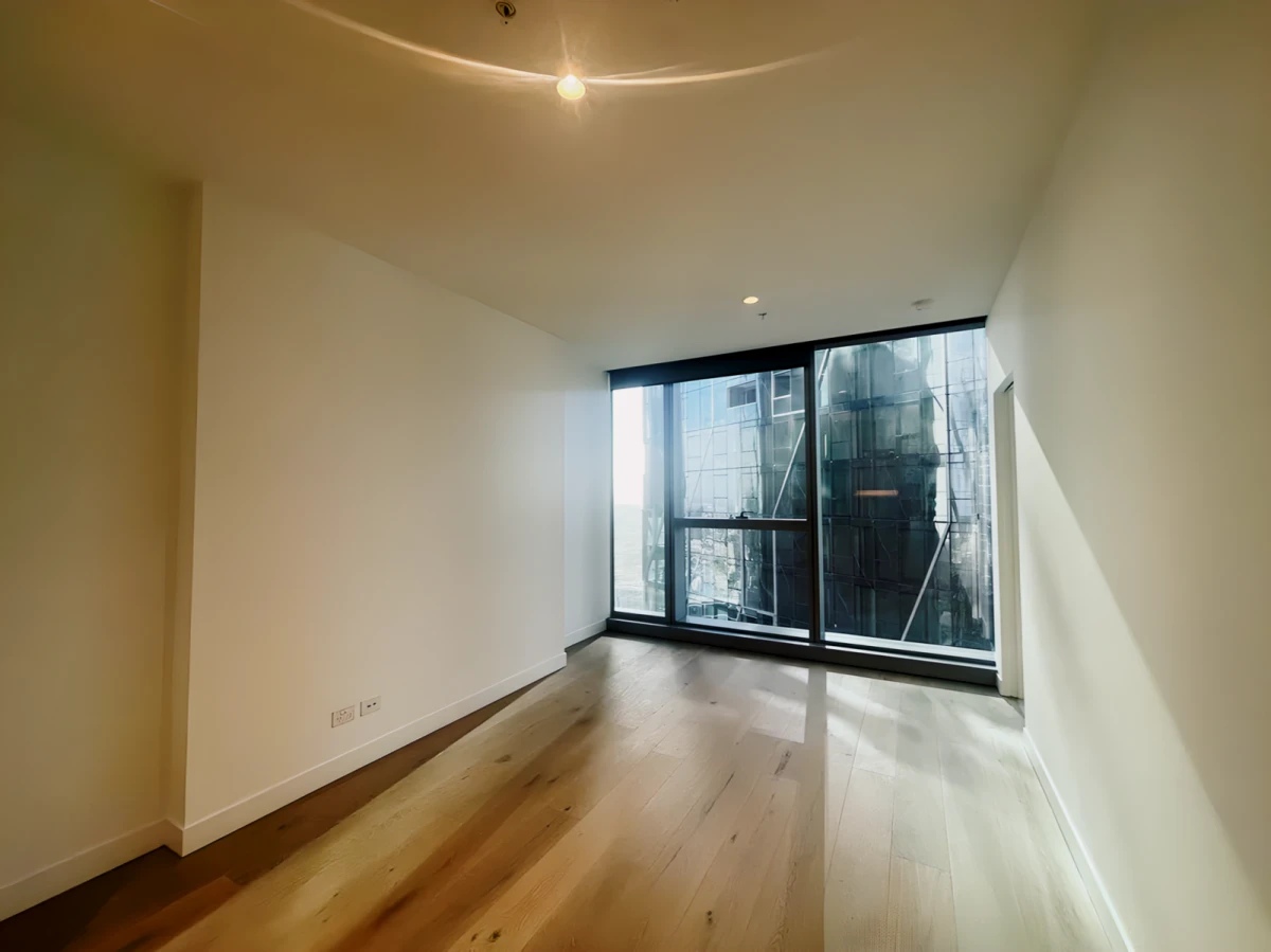 648 Lonsdale Street 0