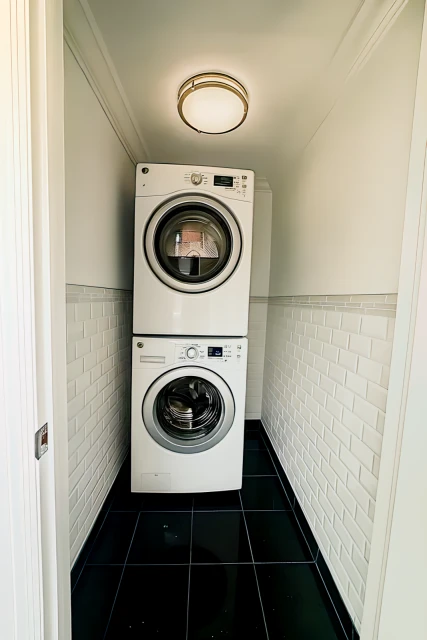 64 Delancey Street 2