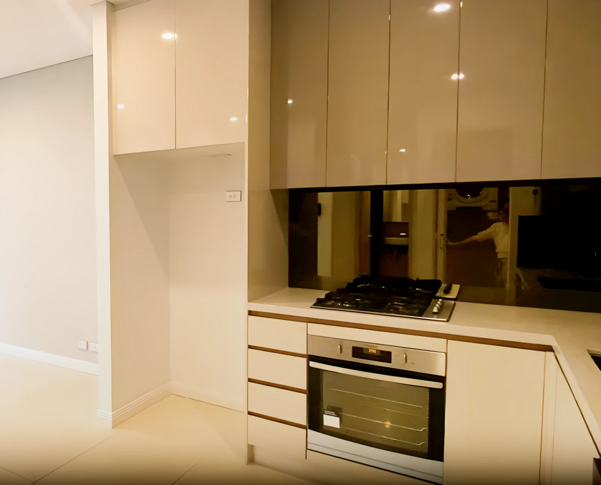 16 Confectioners Way 0