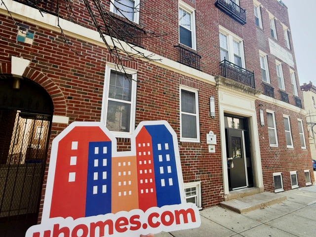 Pine Arms Apartment 3