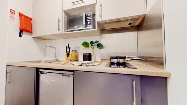 uhomes.com | Student Accommodation, Housing, Flats, Apartments for Rent