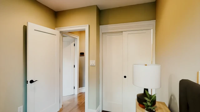 #573: East Village 1