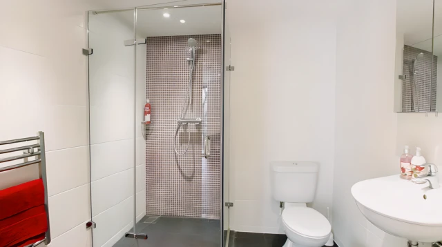 uhomes.com | Student Accommodation, Housing, Flats, Apartments for Rent
