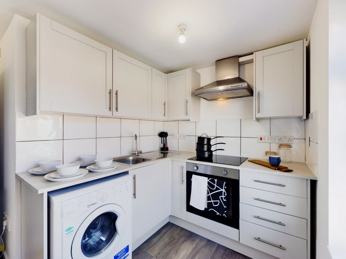Flat 1 30 Haydn Avenue 0