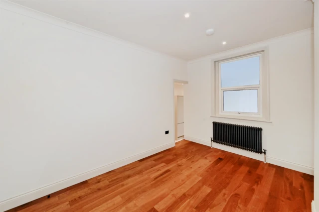 Queensway - alloggio per studenti a Londra - 2 Bedroom 1 Bathroom