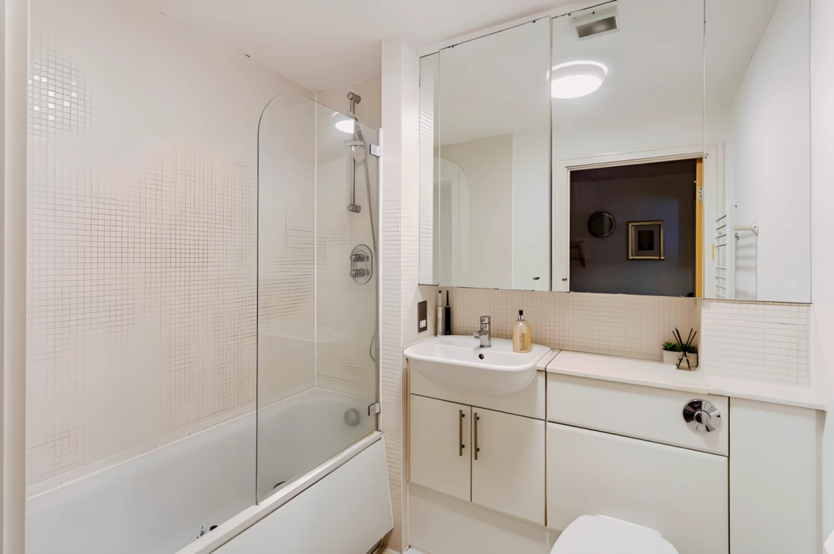 LH-Gainsborough House 0