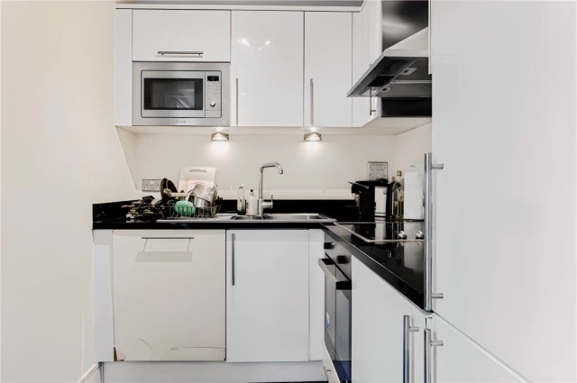 LH-Wharfside Point 2