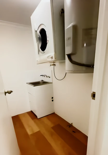 61-65 Macarthur St 4