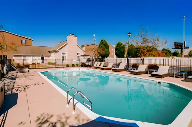 Enclave at Albany Park 4