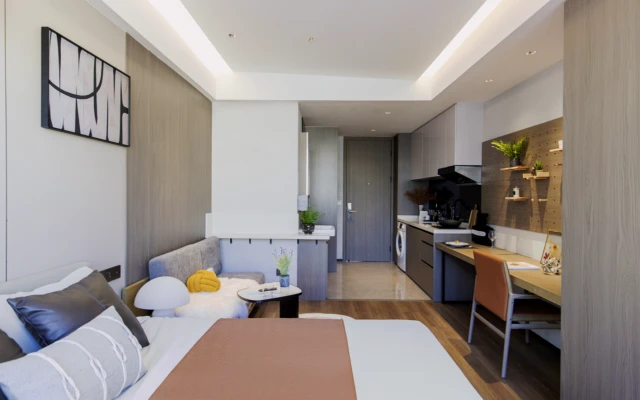 AI Town Venus Metro Station Store - CJIA Apartment 3