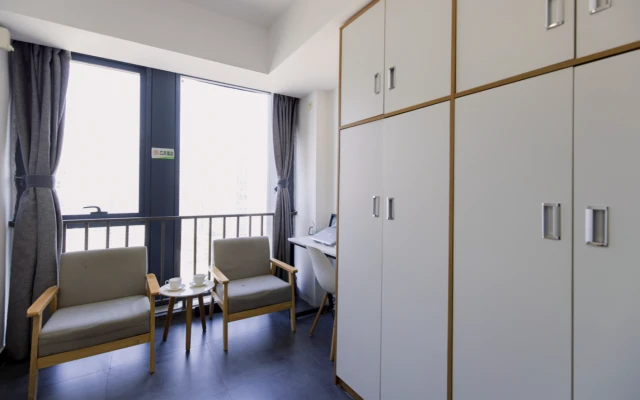 Binjiang Zhiben Building Lianzhuang Metro Station Branch - Qingguo Apartment 4