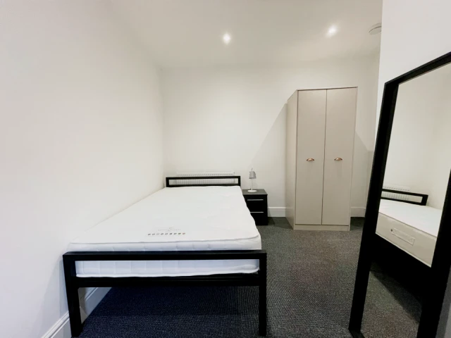 20G Portland Street 1