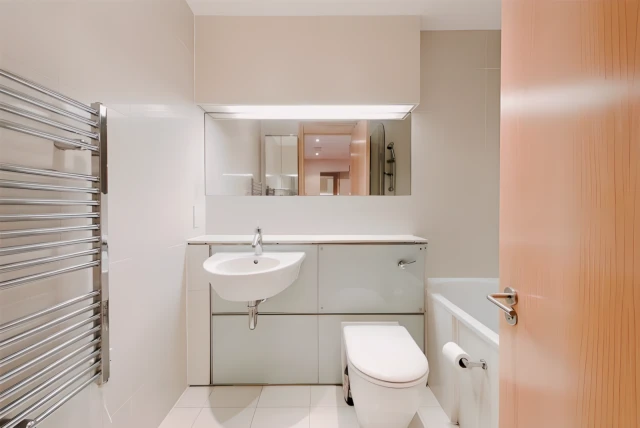 LH-Parliament View Apartments 4