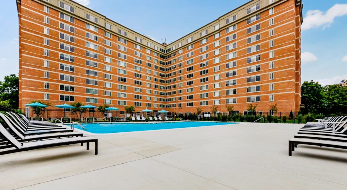 Potomac Towers - Arlington student accommodation