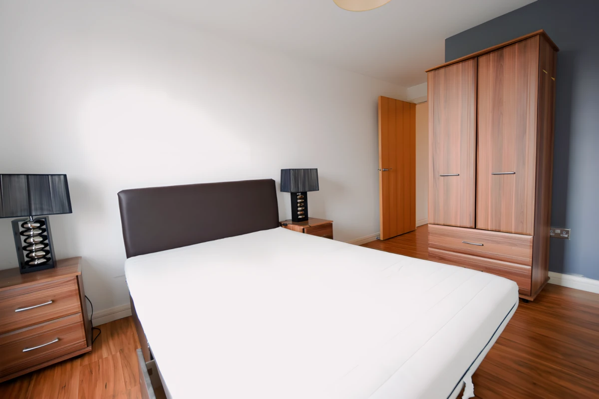 Entire Place·2B2B···Apartment 181,Latitude Birmingham, West Midlands, 0