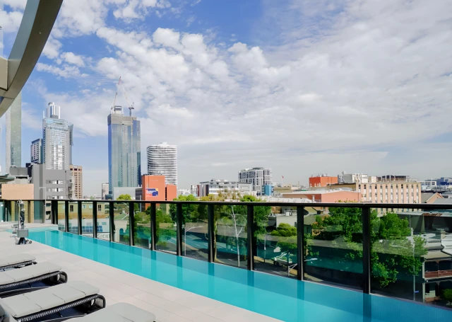 1004/23 Mackenzie Street 2