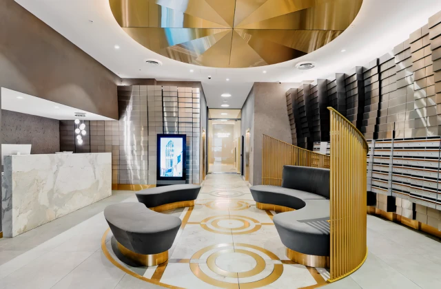 The amazing 1BR CBD Apt /WiFi/Premium Location 3