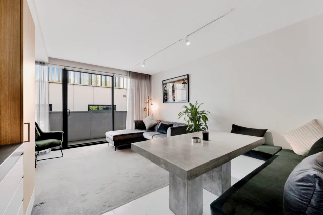 303/144 Clarendon Street,South Melbourne,Victoria 3205 3