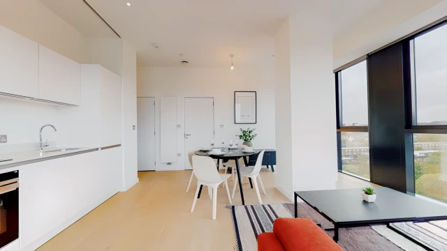Highgate Hill 12300# 4