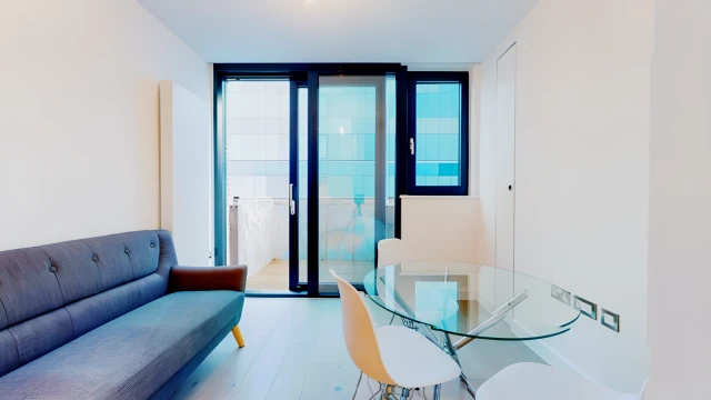 Highgate Hill 13554# 4
