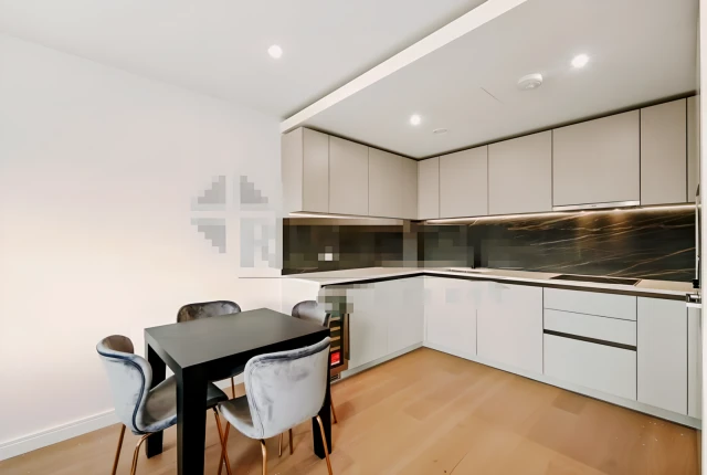 Holland House, Parrs Way, W6 2