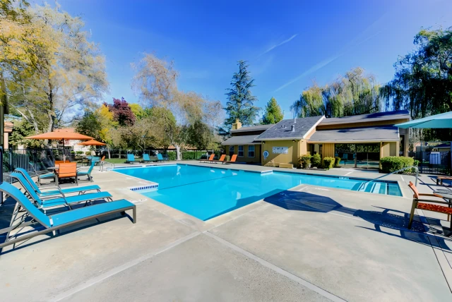 Pinecrest Apartments 3