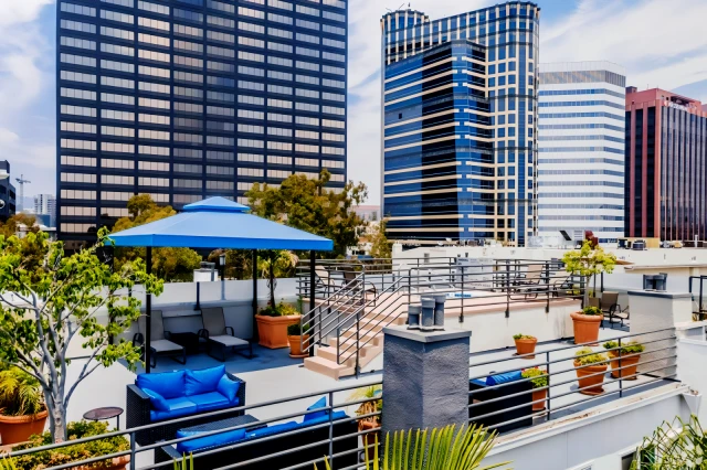 The Plaza Apartments 4