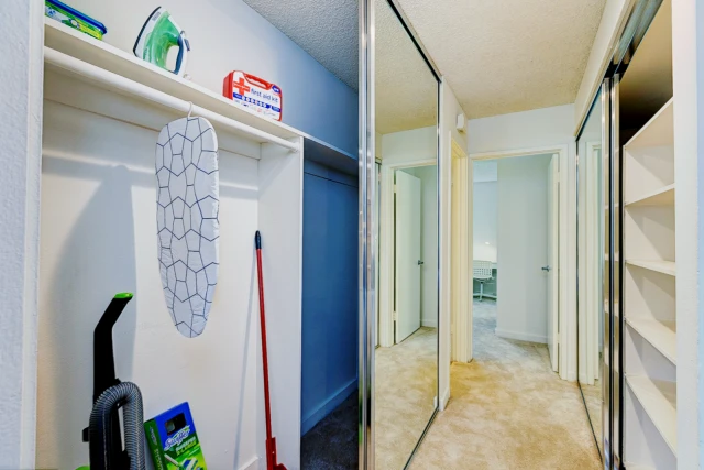 3701 Parkview Ln (Furnished) 1