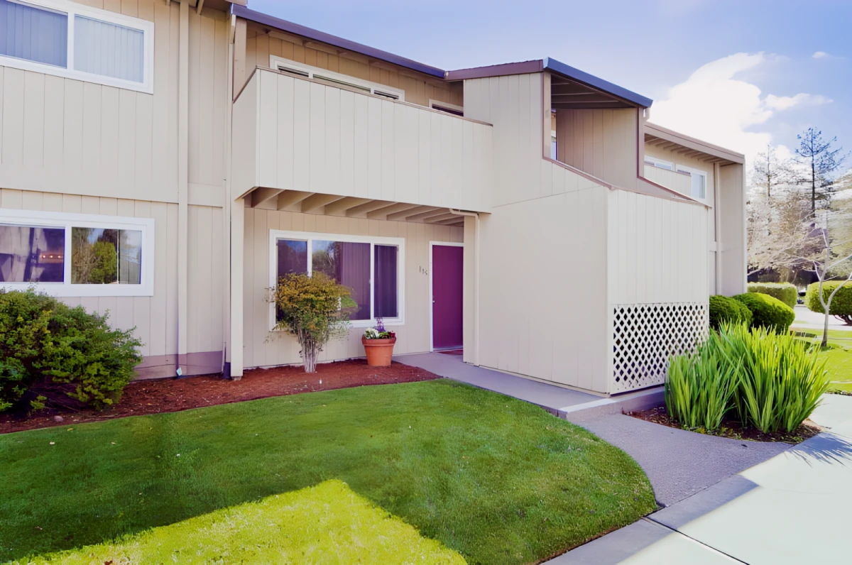 Aggie Square Apartments 0