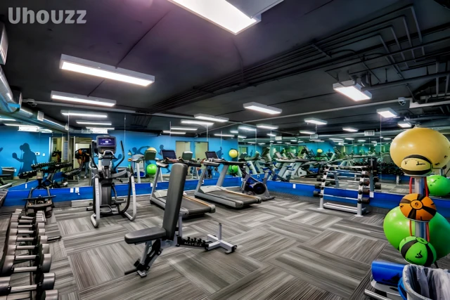 The Plaza Apartment (Furnished) - Los Angeles student accommodation - Gym