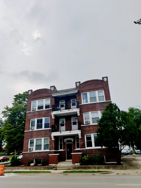 501 N. Randolph St 1