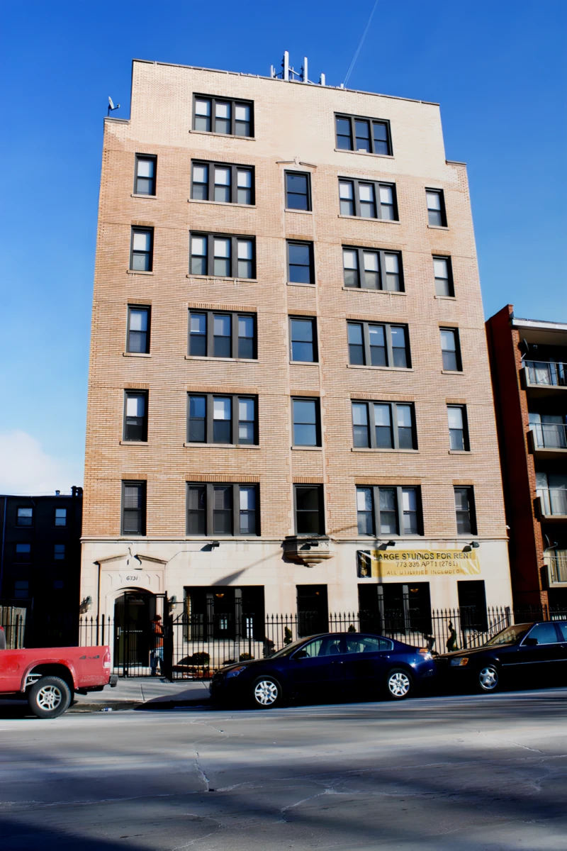 Jeffery Parkway Apartments 0