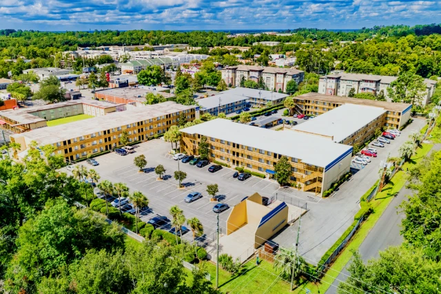 Campus Walk Apartments 1