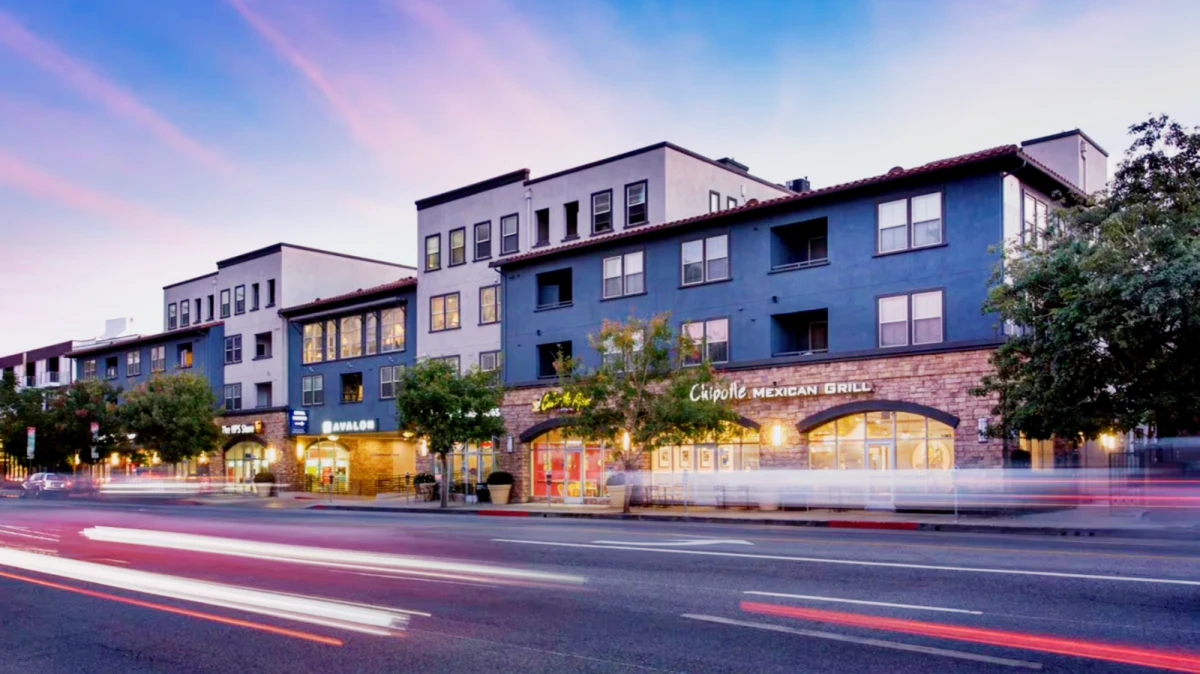 Avalon Encino 0