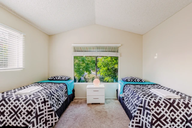 The Plaza Apartment (Furnished) - Los Angeles student accommodation - 2 bed 2 bath private room