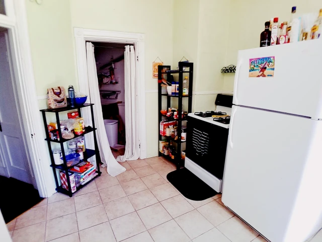 1422 Commonwealth Ave 1