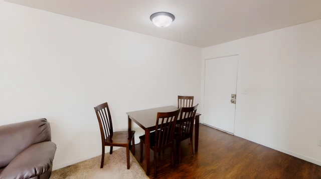 305 E. White St Champaign IL 4