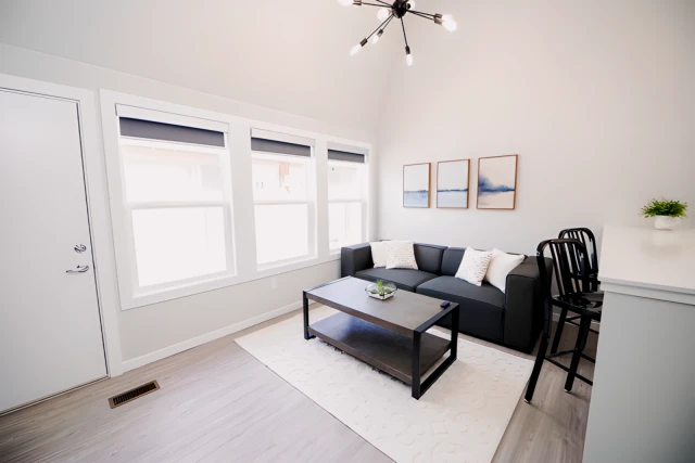 602 E. Stoughton, Champaign 4