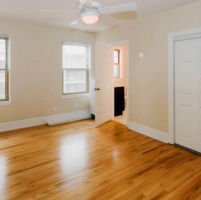 520 W. Stratford / 525 W. Cornelia 4