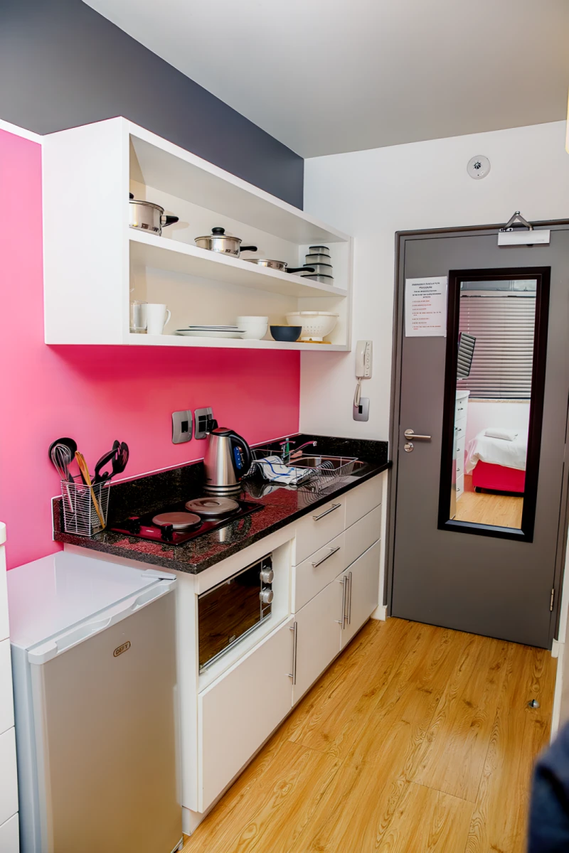 Student at Home - Cape Town student accommodation - Platinum Deluxe room