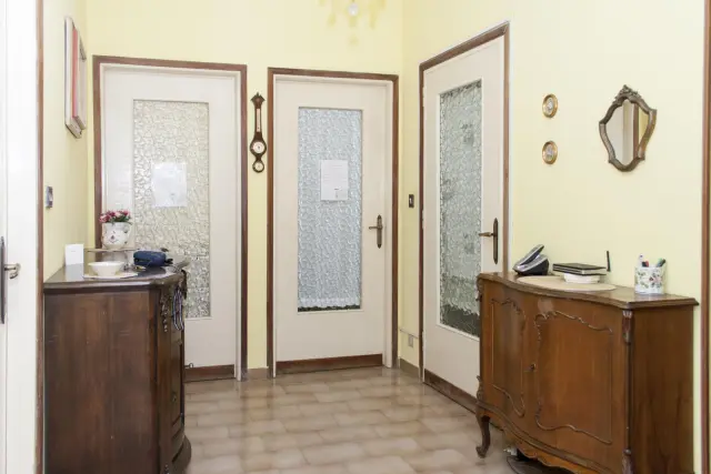 apartment near Via Pietro Francesco Guala 3