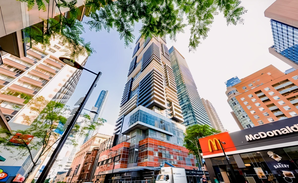 810 - 7 Grenville St 0