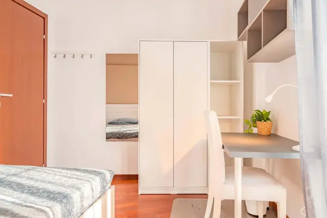 VIA WILDT 19/3 <br> PRIVATE ROOM S1 3