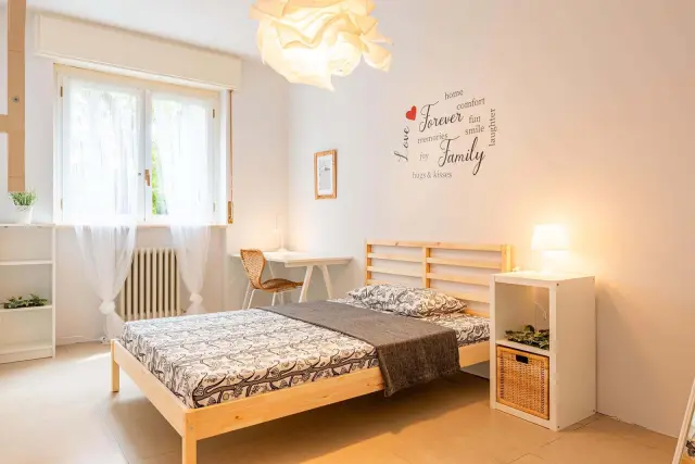 VIALE SUZZANI 284 <br> PRIVATE ROOM S1 0