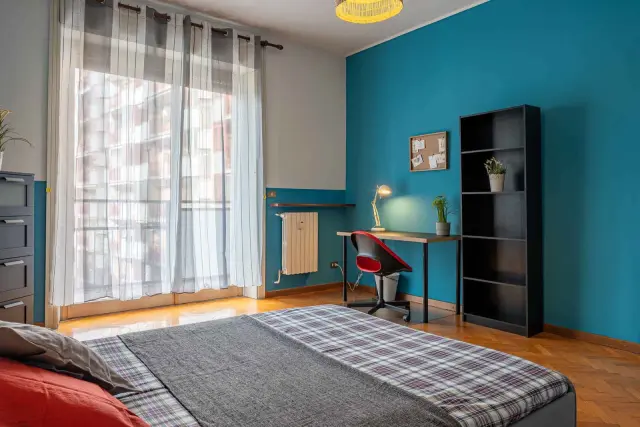 VIA CAGLIERO 19 <br> PRIVATE ROOM S1 3